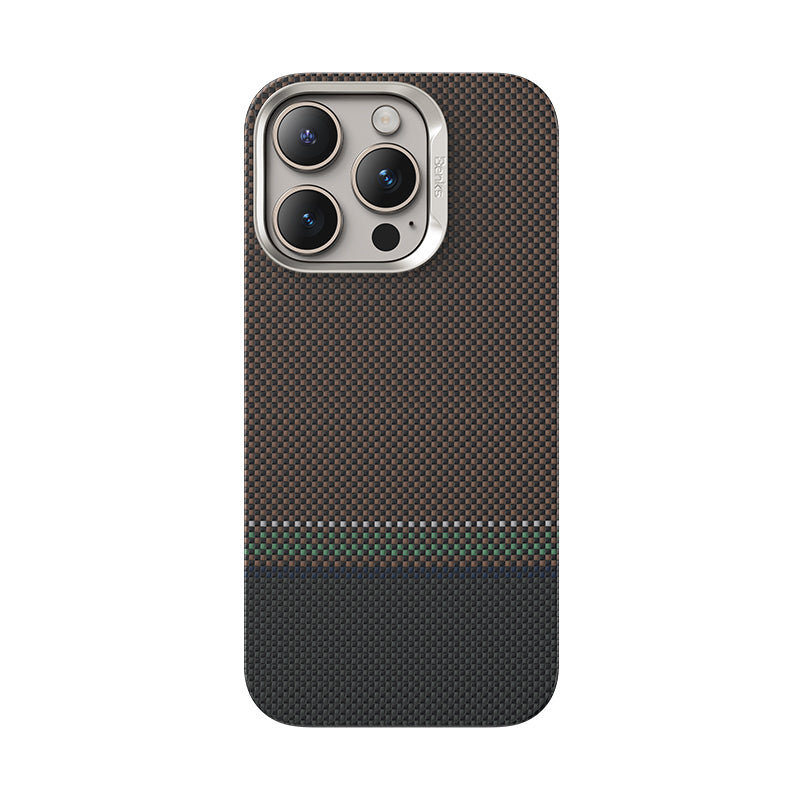 Apple iPhone 15 Pro Max Kılıf M-safe Şarj Özellikli Karbon Fiber Tasarımlı Benks Prestige ArmorAir Kevlar Kapak