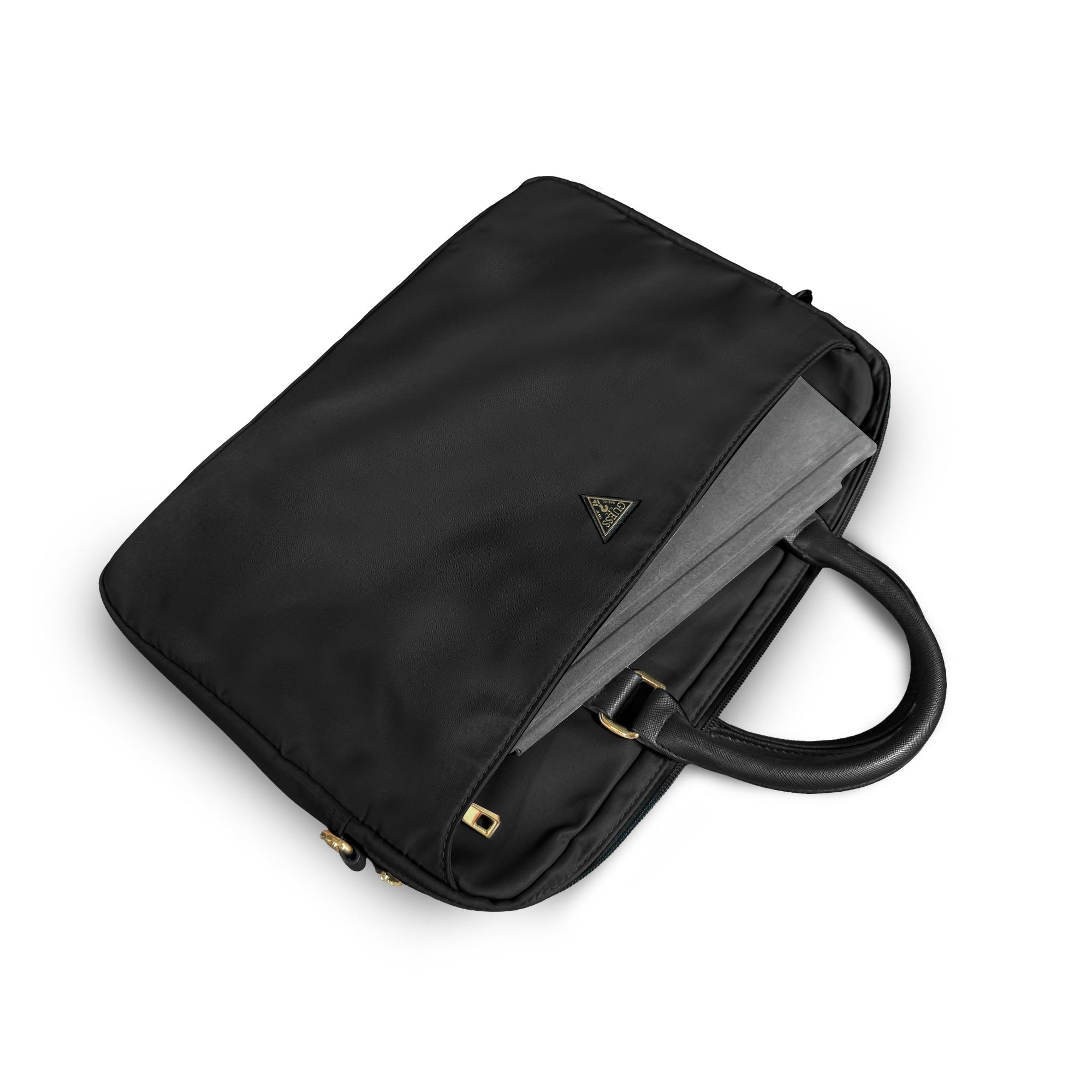 Guess Orjinal Lisanslı Naylon Kumaş Metal Üçgen Logolu Omuz Askılı 15-16 inç Laptop Çantası
