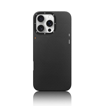Apple iPhone 16 Pro Kılıf M-safe Şarj Özellikli Aramid Fiber Youngkit 1500D Kevlar Extreme Wing Serisi Kapak