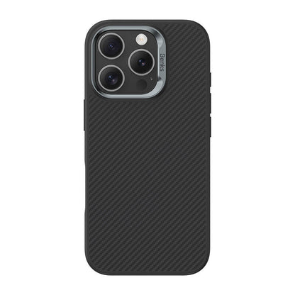 Apple iPhone 16 Pro Max Kılıf Karbon Fiber M-safe Şarj Özellikli Benks Hybrid ArmorPro 600D Kevlar Kapak