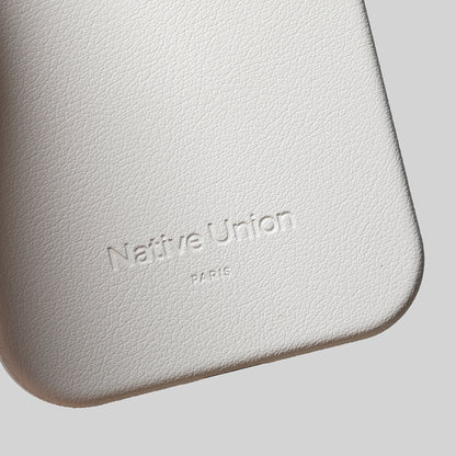 Apple iPhone 16 Pro Max Kılıf M-safe Şarj Özellikli Deri Görünümlü Native Union 2024 Active Serisi Kapak