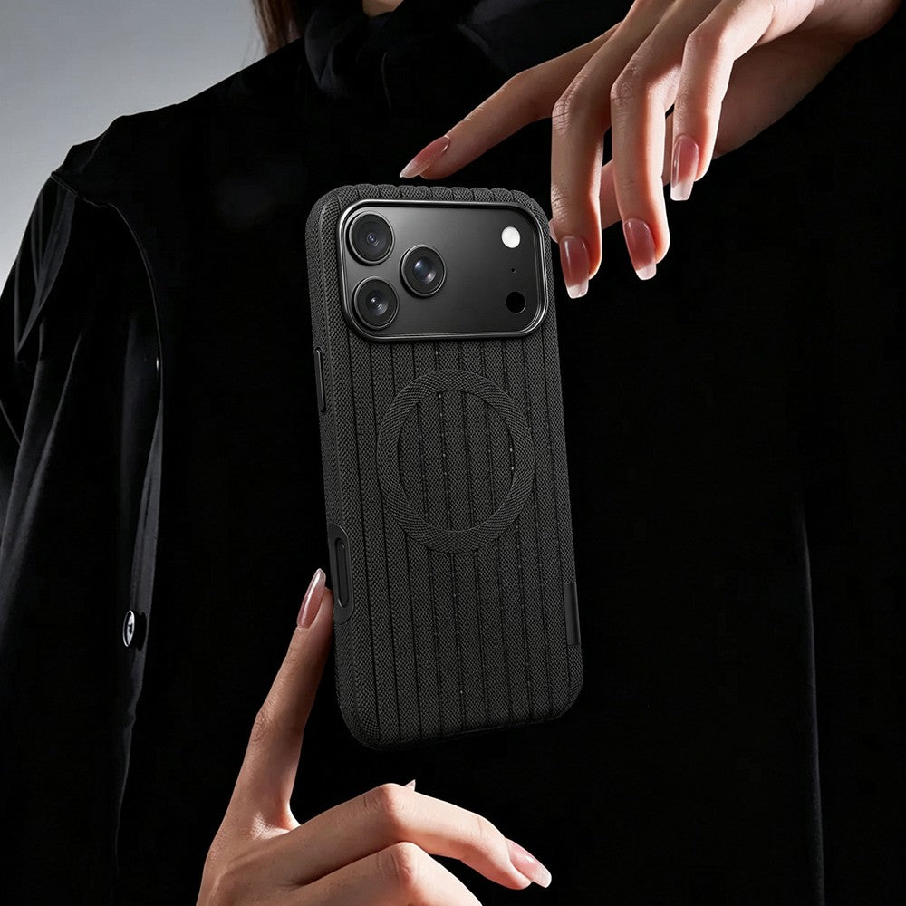 Apple iPhone 17 Pro Max Kılıf M-Safe Şarj Özellikli Çizgi Desenli Kumaş Dokulu Zore Paris Lorin Kapak
