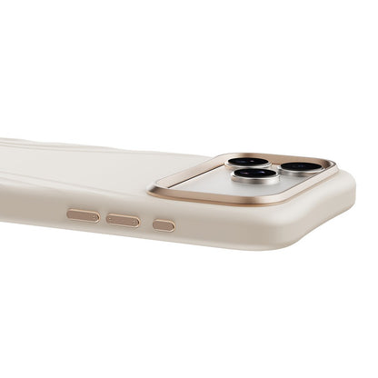 Apple iPhone 18 Pro Kılıf M-Safe Şarj Özellikli Çizgili Logolu Udemos Freedom Serisi Kapak
