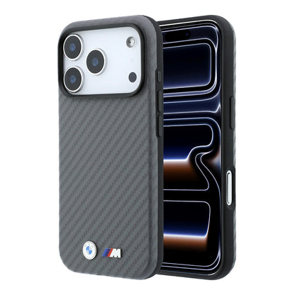 Apple iPhone 18 Pro Max Kılıf BMW Orjinal Lisanslı M-safe Şarj Özellikli Karbon Fiber Tasarımlı ve Metal Logolu PU Deri Kapak