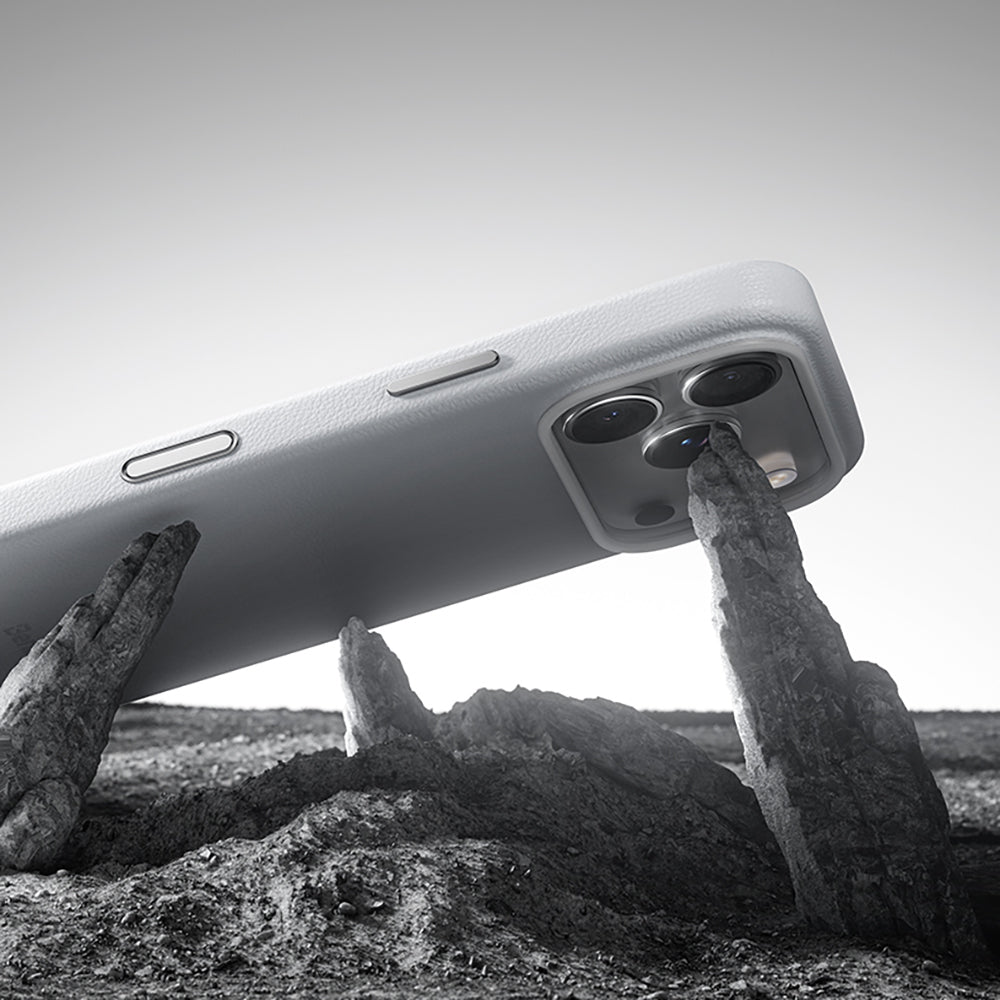 Apple iPhone 18 Pro Max Kılıf M-safe Şarj Özellikli Çizilmeye Dayanıklı Benks VitaPro Serisi PU Deri Kapak