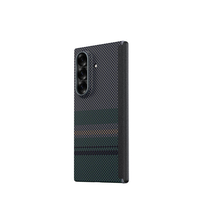 Galaxy Z Fold 7 Kılıf M-safe Şarj Özellikli Karbon Fiber Tasarımlı Benks Aurora ArmorAir Kevlar Kapak