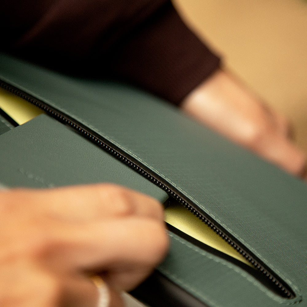 Native Uninon Ultralight Sleeve Serisi Su Geçirmez Ripstop Kumaş 15 inç Macbook Çantası